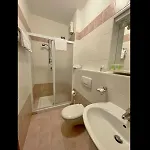 Isolino Aparthotel