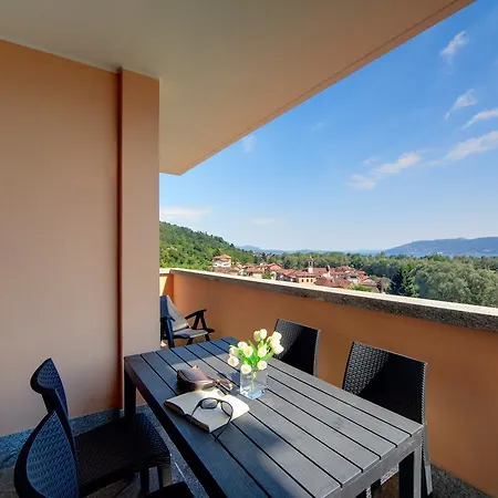 Aparthotel Isolino 3*
